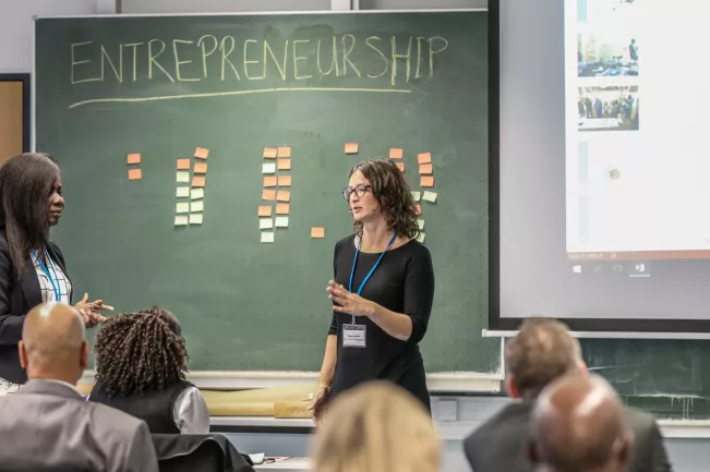 Entrepreneurship Afrika.jpg (DE)