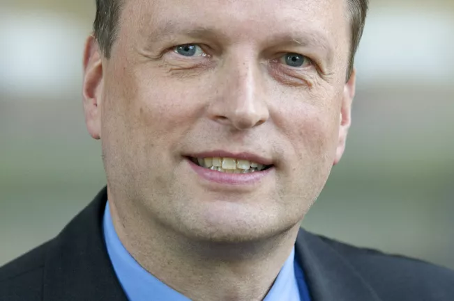 fb01-crhb-Amely_Tobias-bf.jpg (DE)