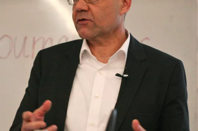 ringvorlesung_2016-17_alexander-kaehler_Vortrag (DE)