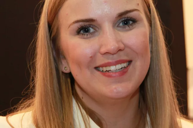 Ann-Kathrin Saager (5) (DE)