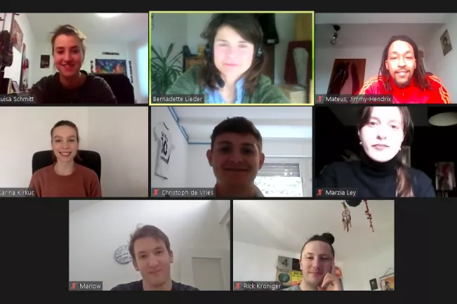 Talking_Texts_Online_Session.png (DE)