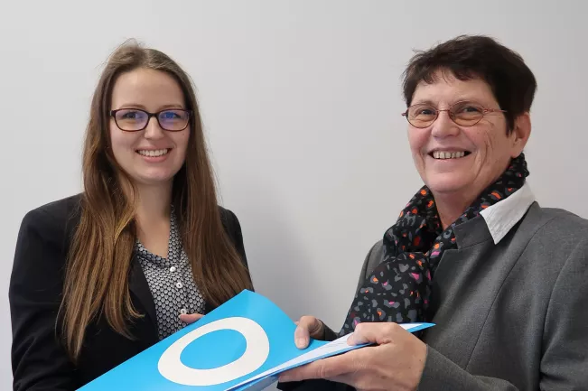 20191211_jessica_rumpf_annegret_schnell_foto-waagerecht.jpg (DE)