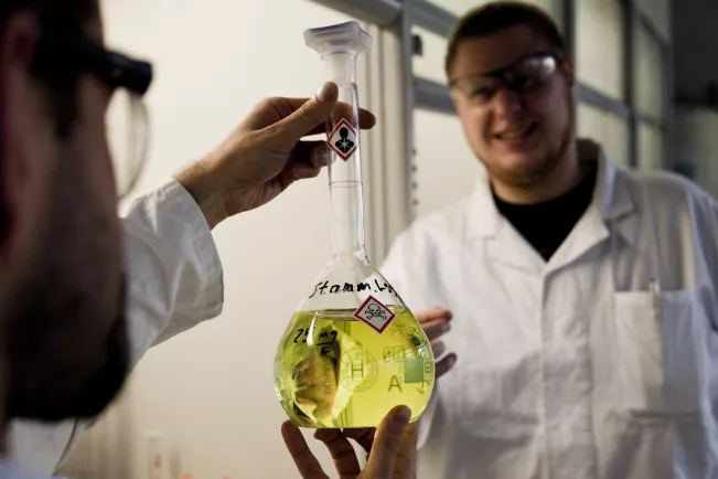 131014_hbrs_rb_chemie_14.jpg(DE)