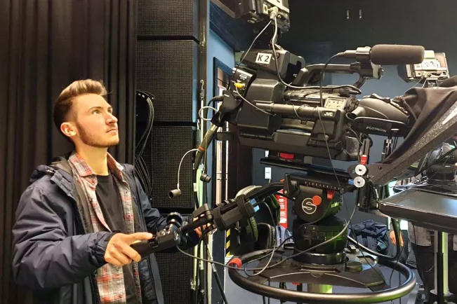 2020-10-07_studio-crew_05 (DE)