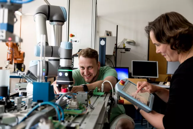 TREE Labor Robotik StA 20220512 foto eric lichtenscheidt 10 fs22.jpg