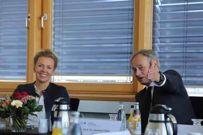 nrw ministerin brandes mit praesident ihne sta 20220922 foto juri kuestenmacher 047.jpg