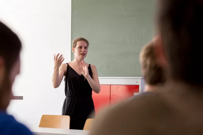 IZNE LCA Oekobilanz Jurgeleit 20220518 foto eric lichtenscheidt 06 fs22.jpg 