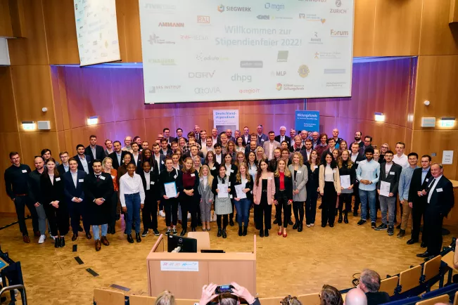 H-BRS Stipendienfeier 2022 Gruppenbild