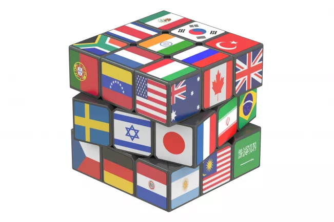 COLOURBOX19555072_Zauberwürfel_internationale_Länderflaggen