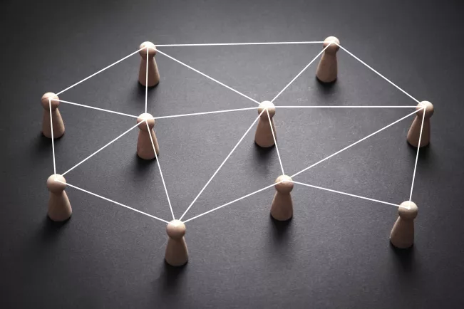 Symbolbild_Netzwerk_ZIEL