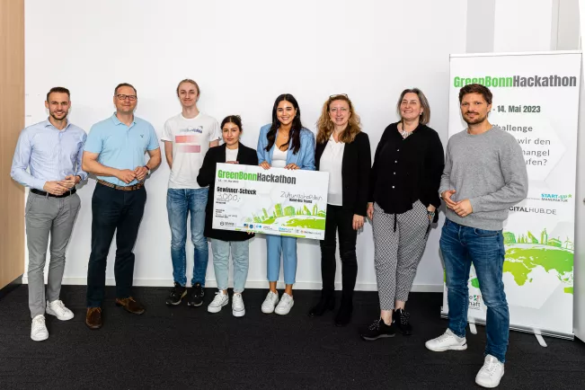 GreenBonn Hackathon 2023 - Gewinnerteam und Jury