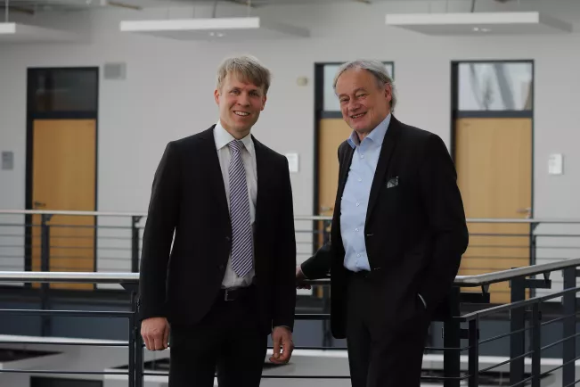 Ernennung_Drumm_Ihne_Fachbereich_EMT