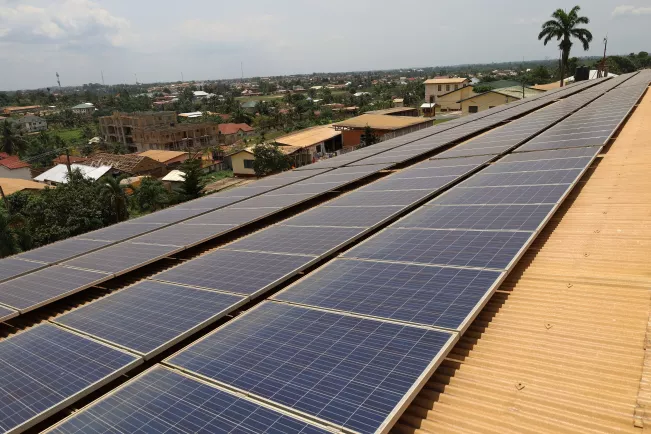 PV_Anlage_Akwatia_Ghana_Projekt_Enershelf