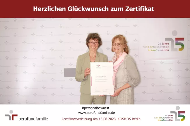 Awarding of the family-friendly university certificate