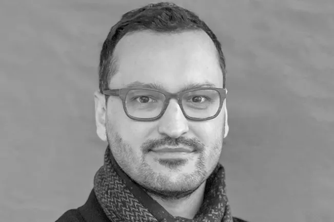 Dr. Vaziri Portrait