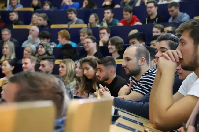 Eroeffnung Akademisches Jahr StA 20190930 Foto Juri Kuestenmacher 083