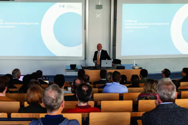 Eröffnung des Instituts A2S durch Leiter Prof. Dr. Nico Hochgeschwender