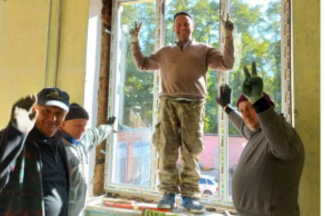 Collage paypal Ukraine Spendenaktion Oktober 2023