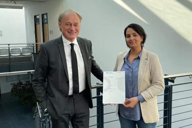 Ernennung Professorin Derya Gür-Seker Hartmut Ihne 25092023 Foto Daniela Greulich