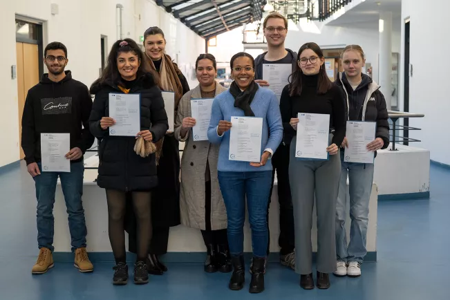 E-Tutor:innen mit Zertifikaten: Abschlussfeier WiSe 23/24