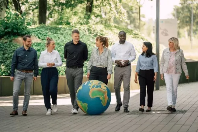 IZNE Kluger Transfer 