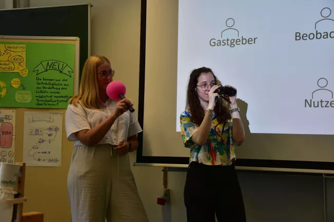 Design Thinking_Moderator und Beobachter