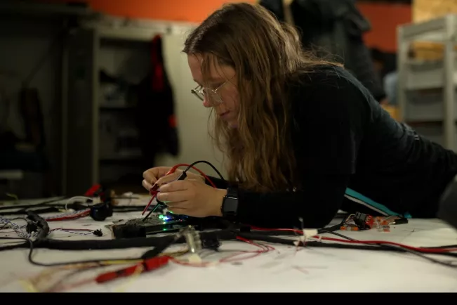 Posterbild Video Elektrotechnik Studiengang