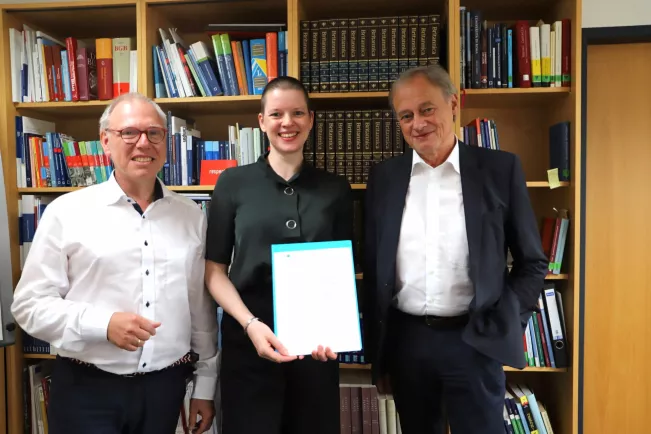 Toni Loh Professorin Ernennung 2024-08-09 #2neu