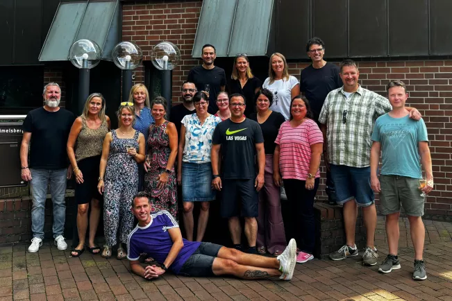 Mitglieder des Jahrgangs 2004 BA Unfallversicherung