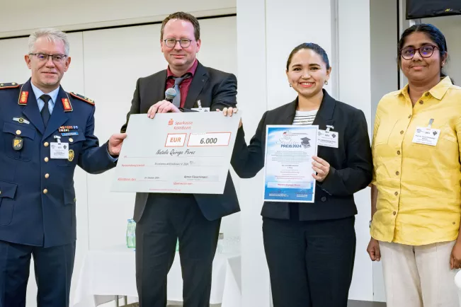 24.10.2024 AFCEA-Studienpreis - Platz 1 für Natalia Quiroga Perez (H-BRS-Fachbereich Informatik)