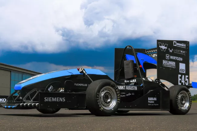 BRS Motorsport Rennwagen G24e im Stand 2024-05-31_Foto BRS Motorsport