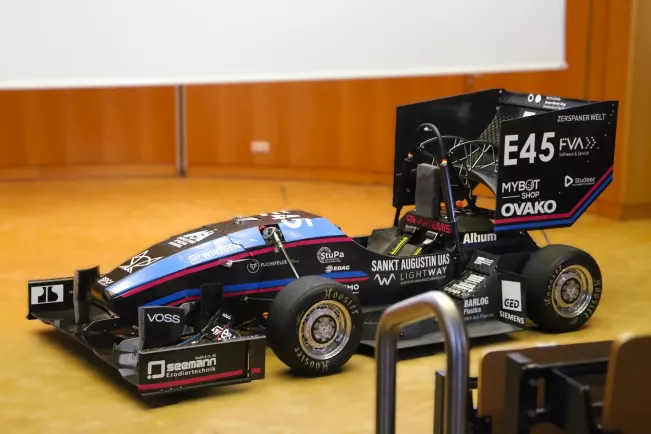 Rollout BRS Motorsport StA 20250523 Foto Juri Kuestenmacher 087.JPG