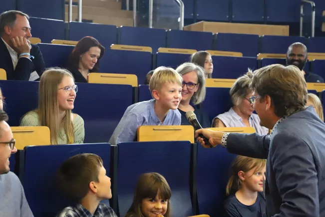 Diplomverleihung Kinderuni 2025 Foto Juri Küstenmacher