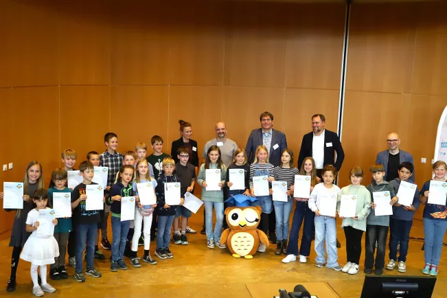 Kinderuni Diplom-Verleihung StA Audimax 20250605 Foto Juri Kuestenmacher 102.JPG