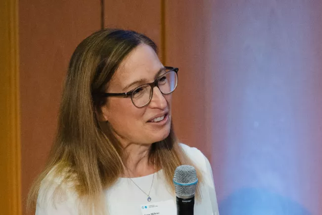 Anne Willmer, Absolventin BWL