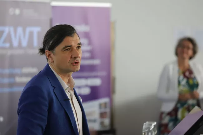 Konferenz Fachkraefteallianz Keynote Sauer 20250703 Foto Juri Kuestenmacher 07