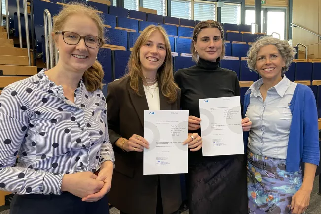 Welcome @H-BRS Urkunde Bachelorarbeit Genderbezug 20250929 Foto Yorck Weber