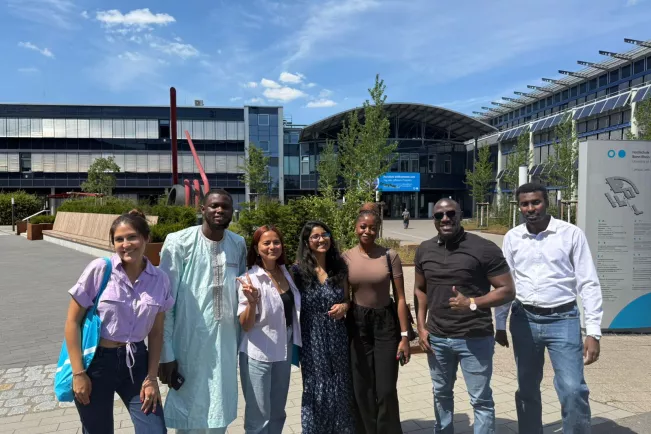 DAAD Helmut Schmidt Scholars 2025 with academic faculties