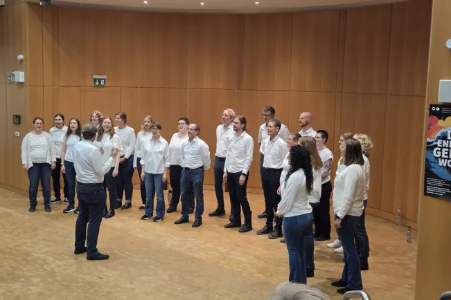 2025-10-07 Chor HörsaalEins Auftritt Konzert