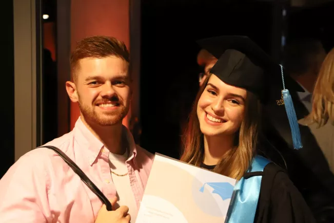 Absolventenfeier Telekom Dome StA 20251025 Foto Juri Kuestenmacher 426_0.JPG