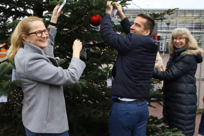 2025-11-28 Start Wunschbaum Aktion Rheinbach_Foto Martin Schulz (65)