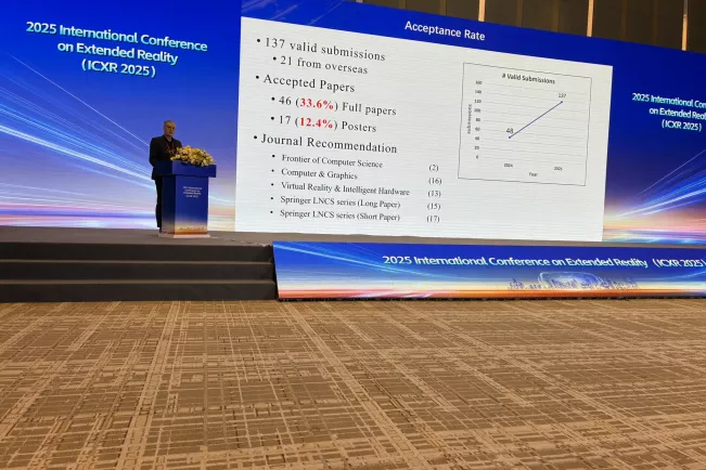 Prof. Dr. André Hinkenjann auf Einladung in China: Program Co Chair der ICXR 2025