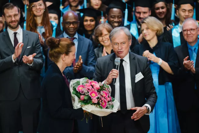 Absolventenfeier Telekom Dome Festakt 20241019 Foto Nathan Dreessen_289