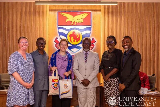 Gruppenfoto H-BRS IO mit UCC, Ghana