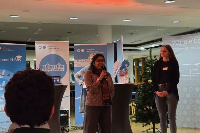 Role Models Christmas Tree 2025-12-15_Teena Hassan_1_Foto Jey Robik Lo Giudice