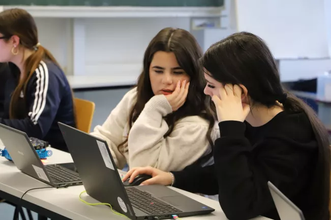 2026-01-29 MINT Mädchen Robotik Kurs_Foto Martin Schulz (86)