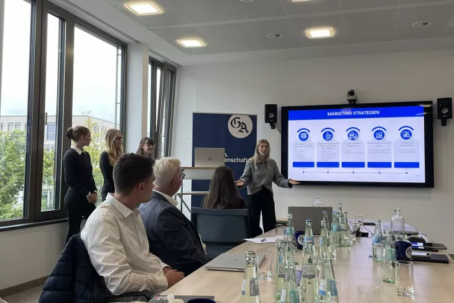 Präsentation Generalanzeiger Bonn - Exkursion Master Wirtschaftspsychologie