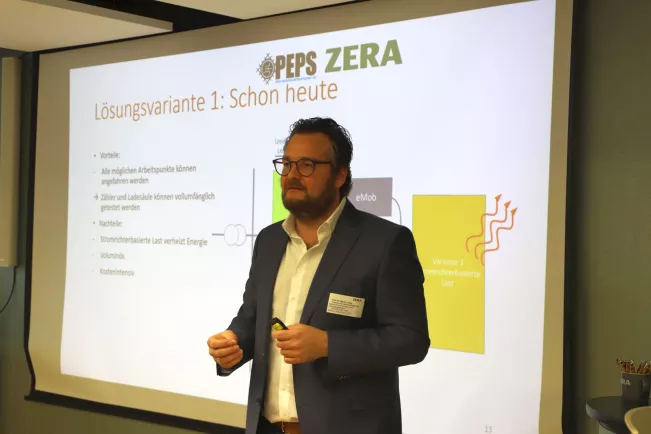 Unternehmensbesuch ZERA mit Mona Neubaur 2026-03-13_Foto H-BRS