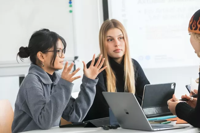 Presenting ideas