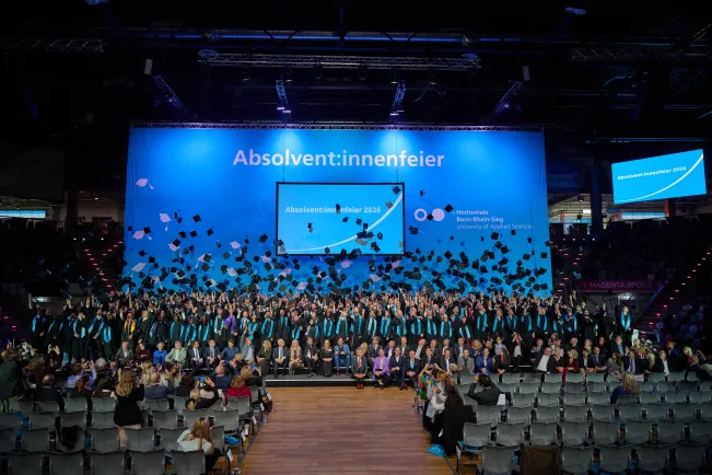 20261024 Absolvent_innenfeier Hütewerfen Foto Nathan Dreessen